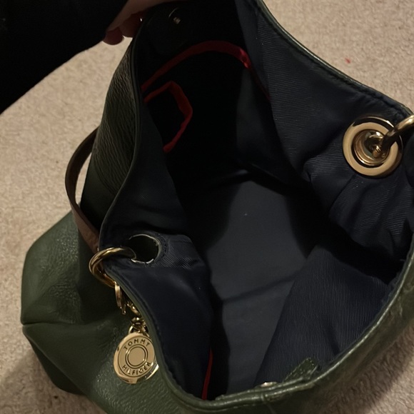 EUC Tommy Hilfiger purse - Picture 3 of 4